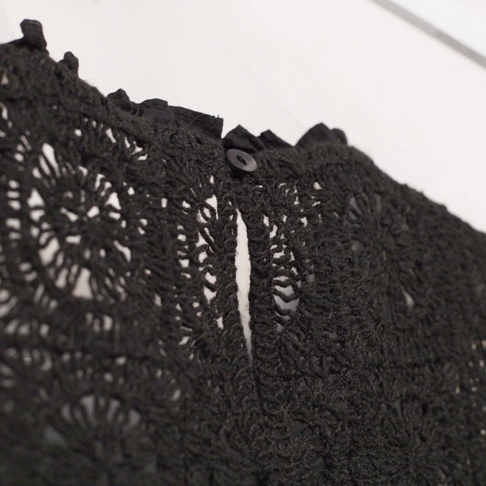 ZARA Crochet Open Knit Lace Ruffle Sleeve Crop Top Festival Romantic Black Sz M